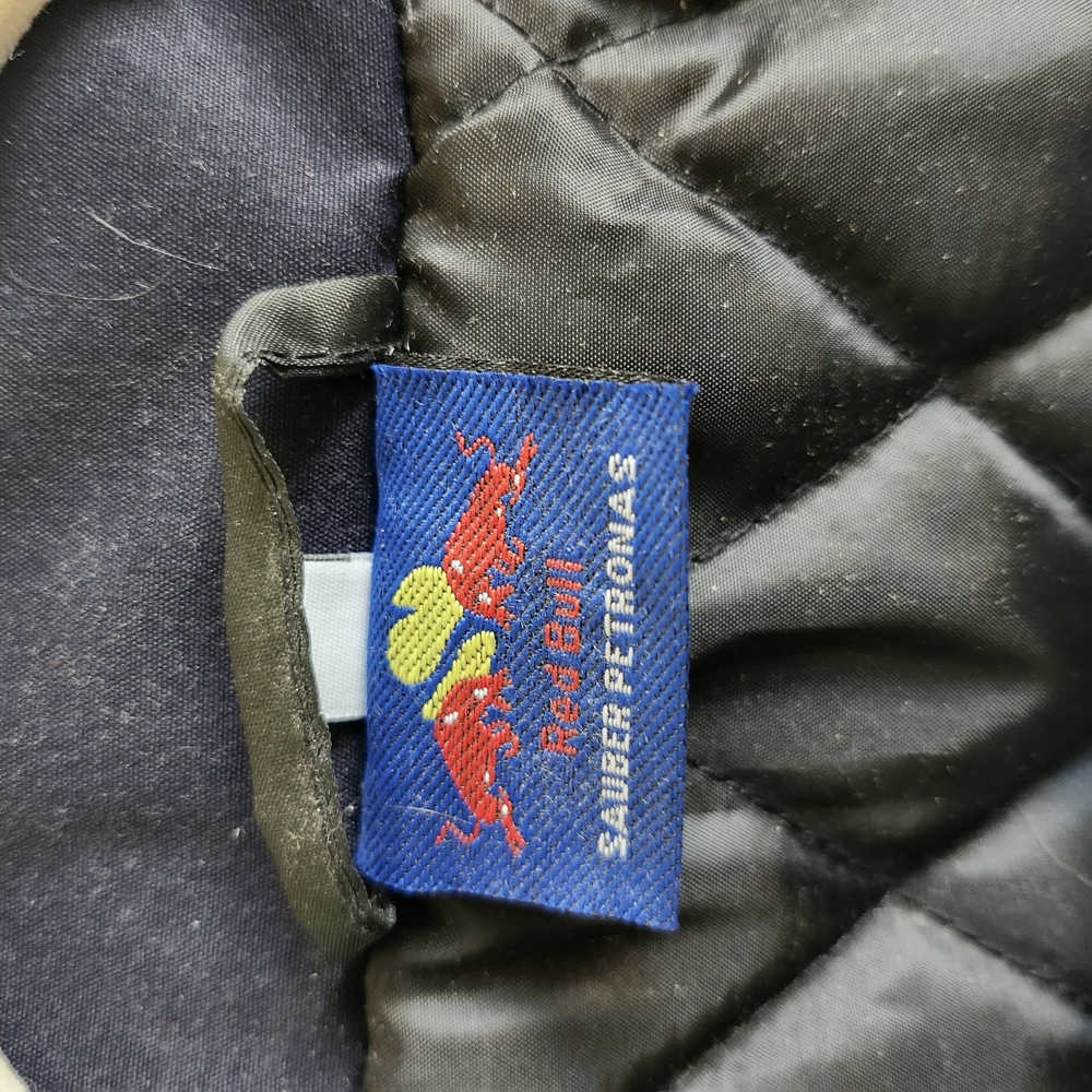 Red Bull Racing Jacket - Picture 6 of 9